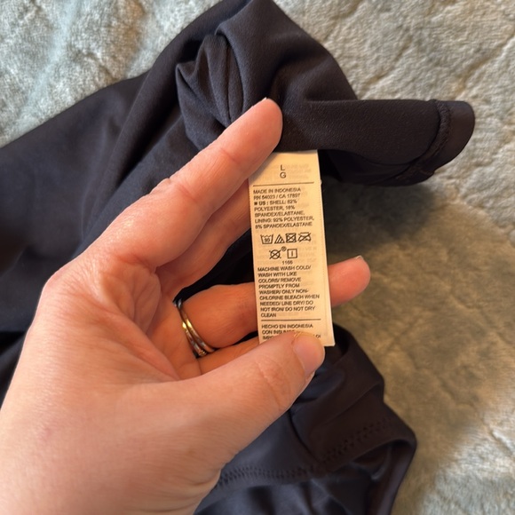 Old Navy ruffle tankini top - Picture 6 of 8